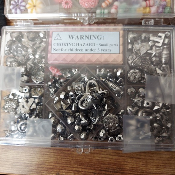 Bead Lot Beads 10+ Cases Crafting Jewelry Beads Colorful Plastic Wooden Metal - Picture 6 of 12